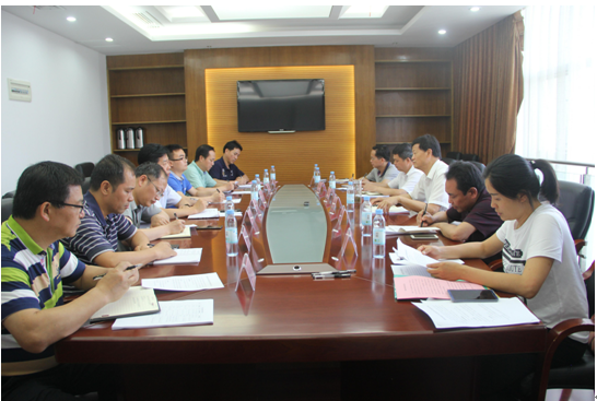 在自治区林业厅召开座谈会